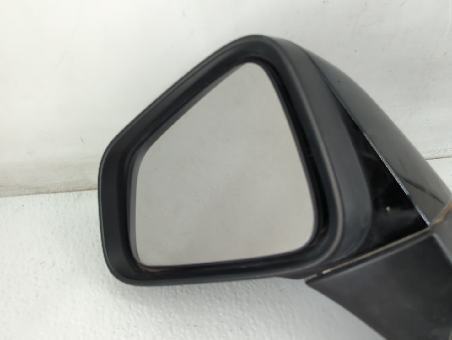 2018 Chevrolet Trax Side Mirror Replacement Driver Left View Door Mirror P/N:42656371 Fits OEM Used Auto Parts - Oemusedauto