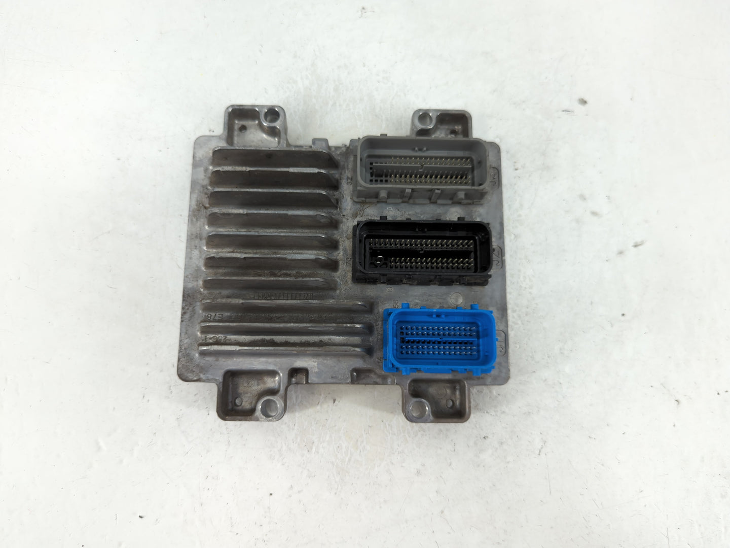 2017-2021 Chevrolet Trax PCM Engine Control Computer ECU ECM PCU OEM P/N:12685776 Fits Fits 2017 2018 2019 2020 2021 OEM Use
