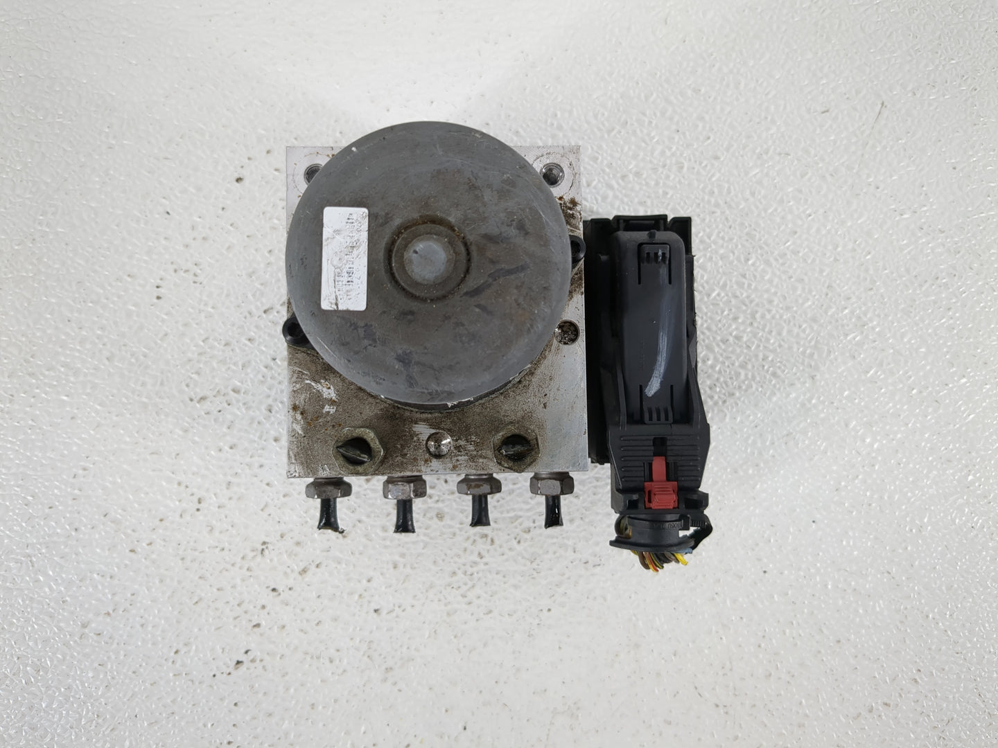 2017-2020 Chevrolet Trax ABS Pump Control Module Replacement P/N:42643519 42563014 Fits Fits 2017 2018 2019 2020 OEM Used Au