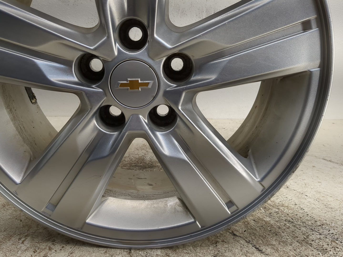 2013-2018 Chevrolet Trax Oem Wheel Rim - Oemusedautoparts1.com