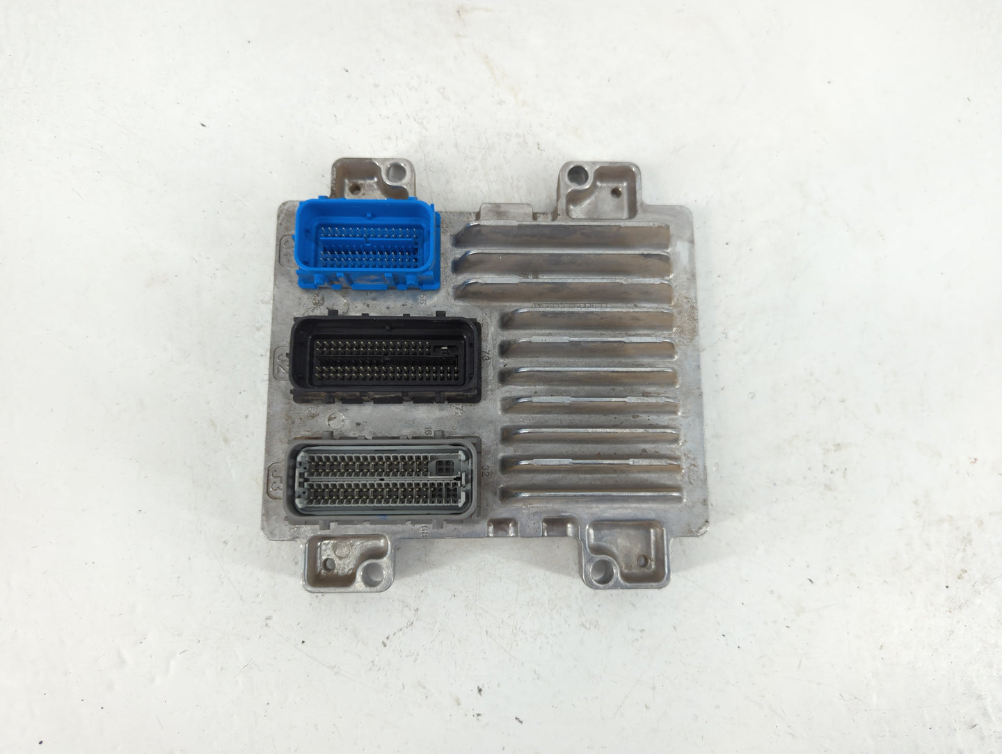 2017-2021 Chevrolet Trax PCM Engine Control Computer ECU ECM PCU OEM P/N:12685776 Fits Fits 2017 2018 2019 2020 2021 OEM Use