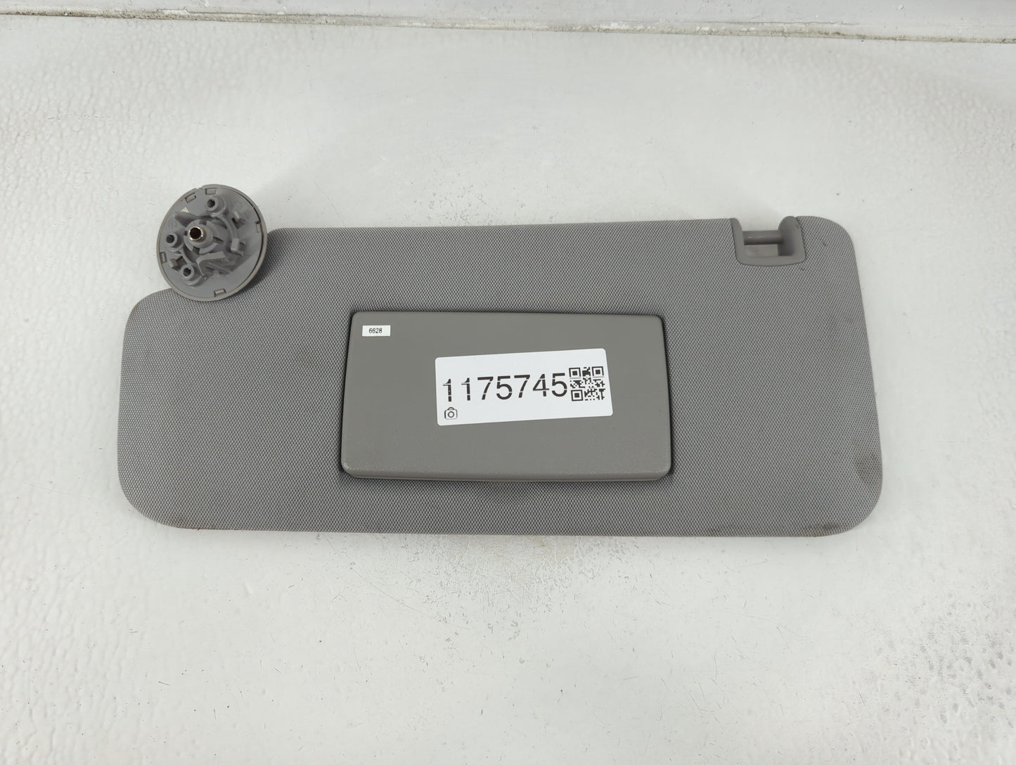 2017-2021 Chevrolet Trax Sun Visor Shade Replacement Driver Left Mirror Fits Fits 2017 2018 2019 2020 2021 OEM Used Auto Par