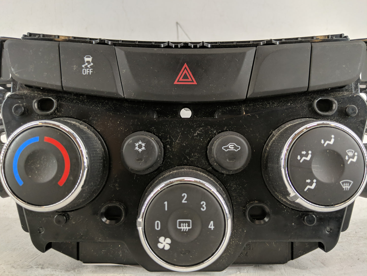 2017-2021 Chevrolet Trax Climate Control Module Temperature AC/Heater Replacement P/N:42521436 Fits Fits 2017 2018 2019 2020