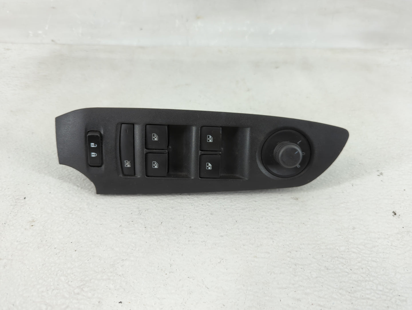 2017-2021 Chevrolet Trax Master Power Window Switch Replacement Driver Side Left P/N:22915128 Fits Fits 2017 2018 2019 2020 