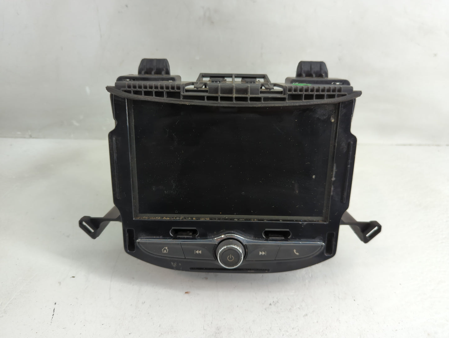 2018 Chevrolet Trax Radio AM FM Cd Player Receiver Replacement P/N:84371468 Fits OEM Used Auto Parts - Oemusedautoparts1.com