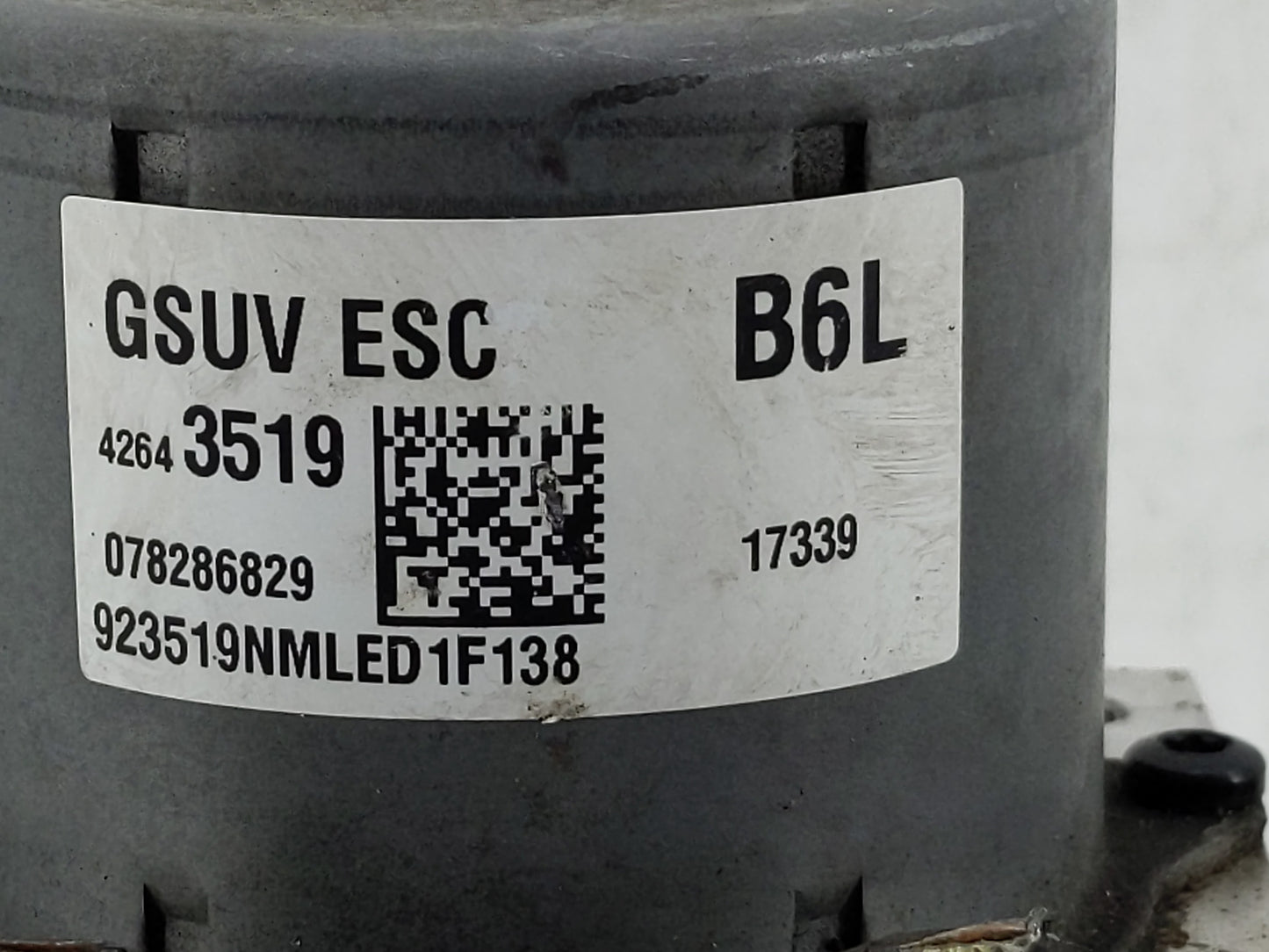 2017-2021 Chevrolet Trax ABS Pump Control Module Replacement P/N:42643519 Fits Fits 2017 2018 2019 2020 2021 OEM Used Auto P