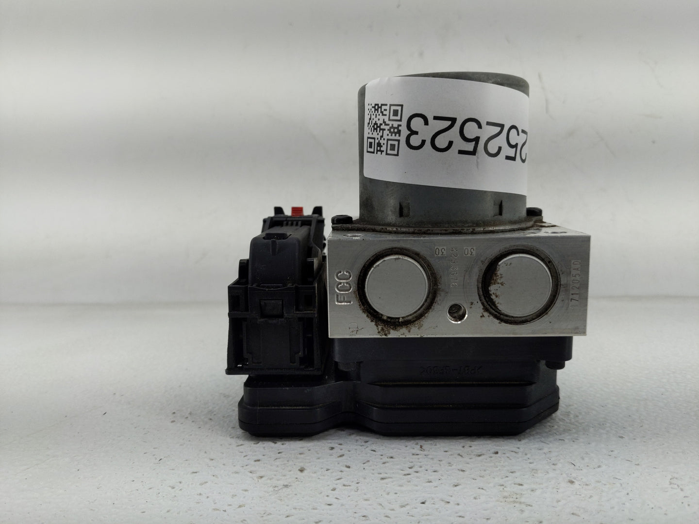 2017-2021 Chevrolet Trax ABS Pump Control Module Replacement P/N:42643519 Fits Fits 2017 2018 2019 2020 2021 OEM Used Auto P