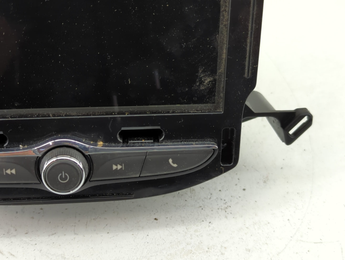 2018-2019 Chevrolet Trax Radio AM FM Cd Player Receiver Replacement P/N:84371468 Fits Fits 2018 2019 OEM Used Auto Parts - O
