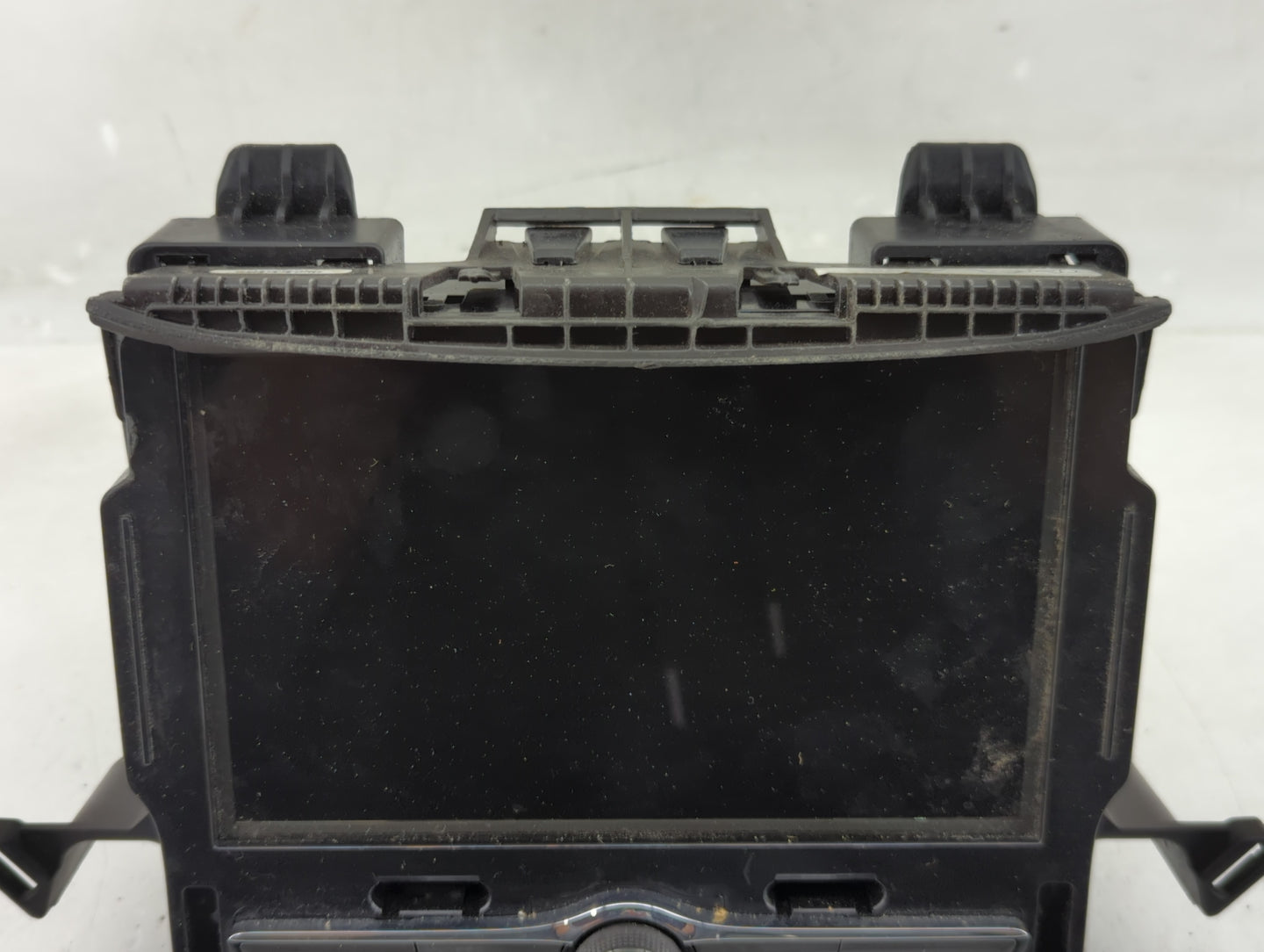2018-2019 Chevrolet Trax Radio AM FM Cd Player Receiver Replacement P/N:84371468 Fits Fits 2018 2019 OEM Used Auto Parts - O