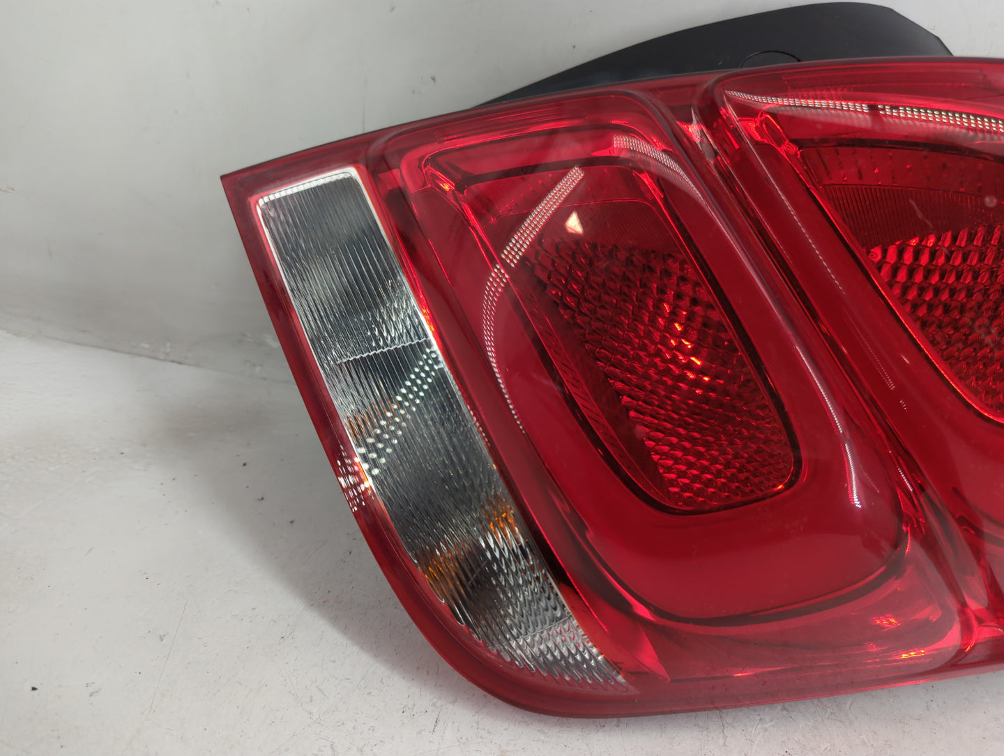 2013-2021 Chevrolet Trax Tail Light Assembly Passenger Right OEM P/N:42525180 Fits OEM Used Auto Parts - Oemusedautoparts1.c