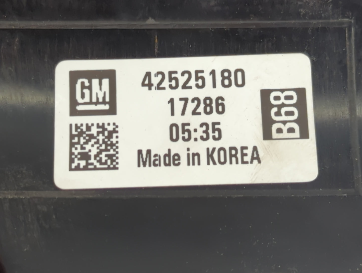 2013-2021 Chevrolet Trax Tail Light Assembly Passenger Right OEM P/N:42525180 Fits OEM Used Auto Parts - Oemusedautoparts1.c