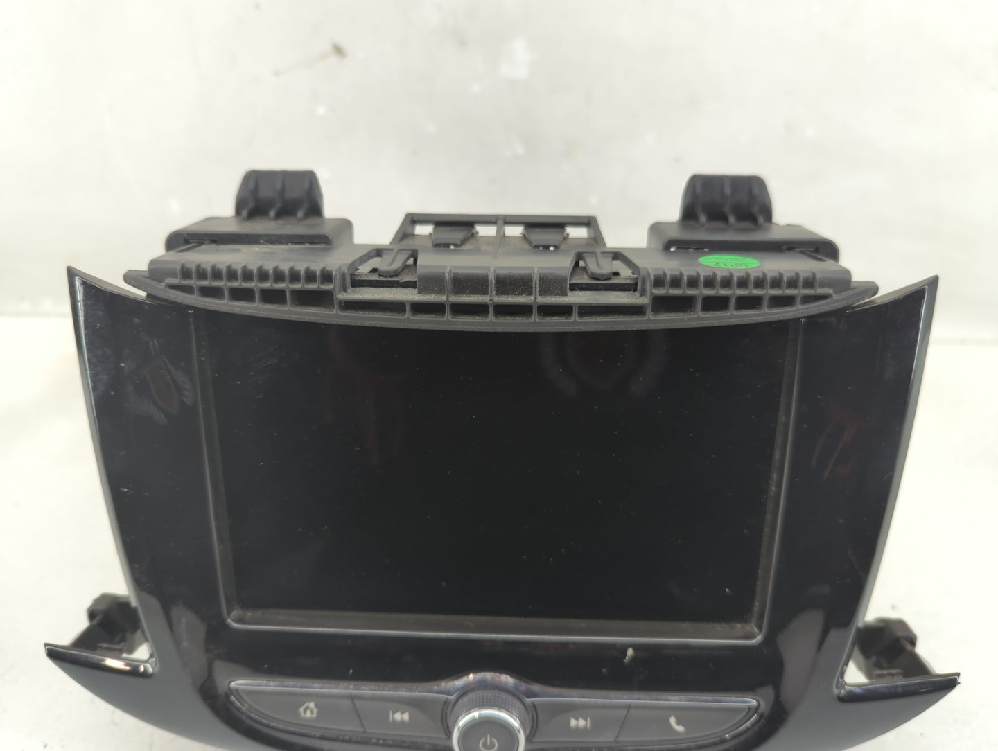 2017-2020 Chevrolet Trax Radio AM FM Cd Player Receiver Replacement P/N:812425551 84479949, 84388577 Fits Fits 2017 2018 201