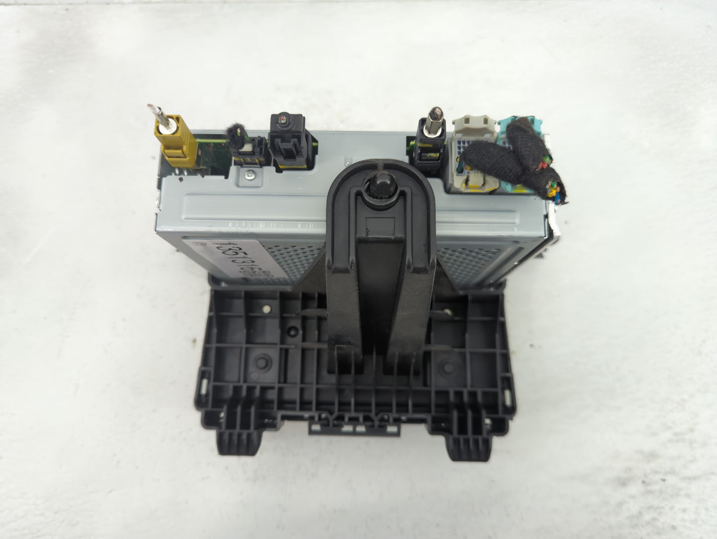 2017-2020 Chevrolet Trax Radio AM FM Cd Player Receiver Replacement P/N:812425551 84479949, 84388577 Fits Fits 2017 2018 201