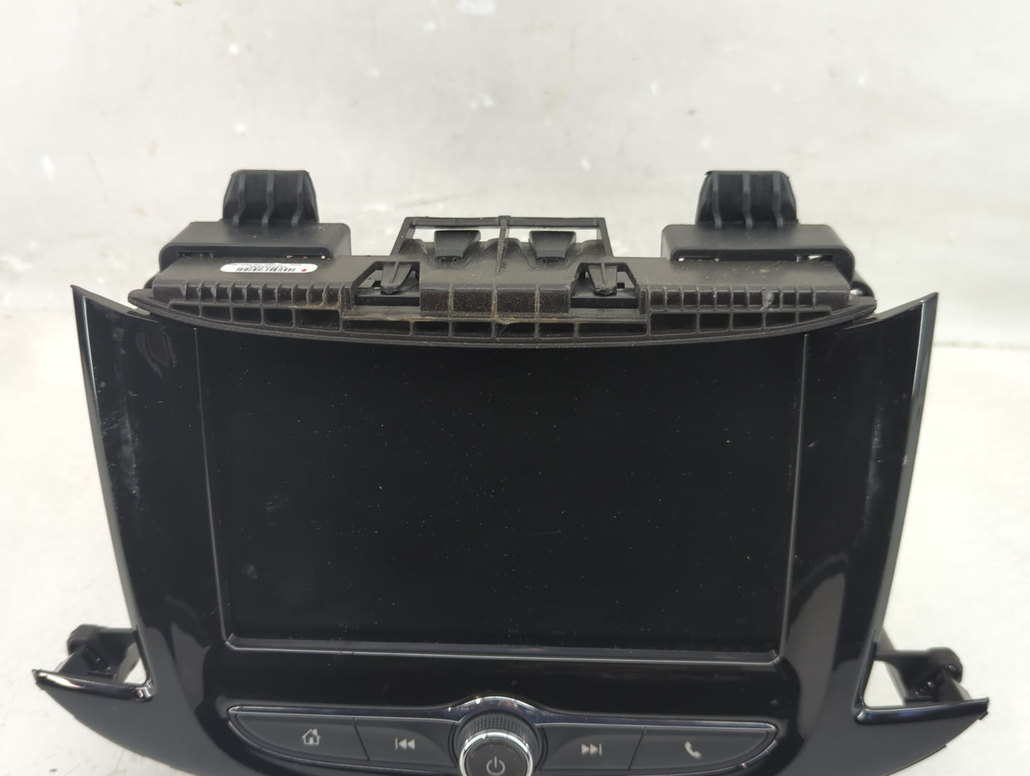 2017-2020 Chevrolet Trax Radio AM FM Cd Player Receiver Replacement P/N:812425551 84785809, 84388577 Fits Fits 2017 2018 201