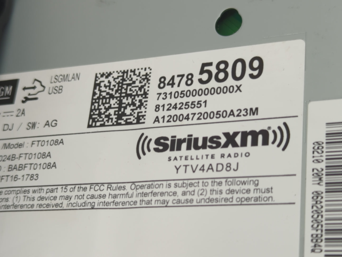2017-2020 Chevrolet Trax Radio AM FM Cd Player Receiver Replacement P/N:812425551 84785809, 84388577 Fits Fits 2017 2018 201