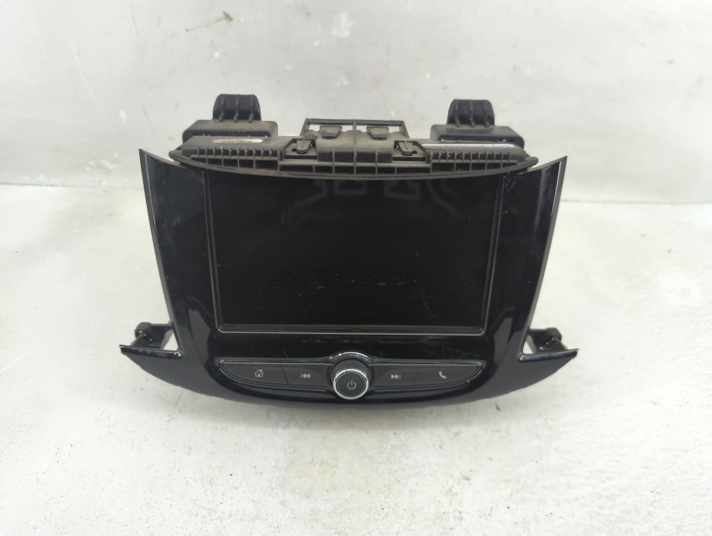 2017-2020 Chevrolet Trax Radio AM FM Cd Player Receiver Replacement P/N:84388577 Fits Fits 2017 2018 2019 2020 OEM Used Auto