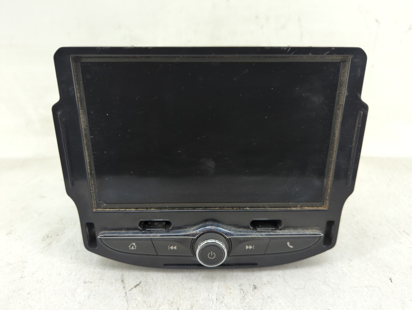 2017-2020 Chevrolet Trax Radio AM FM Cd Player Receiver Replacement P/N:812425551 84371467 Fits Fits 2017 2018 2019 2020 OEM