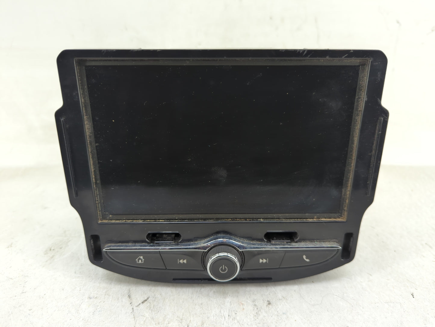 2017-2020 Chevrolet Trax Radio AM FM Cd Player Receiver Replacement P/N:812425551 84371467 Fits Fits 2017 2018 2019 2020 OEM