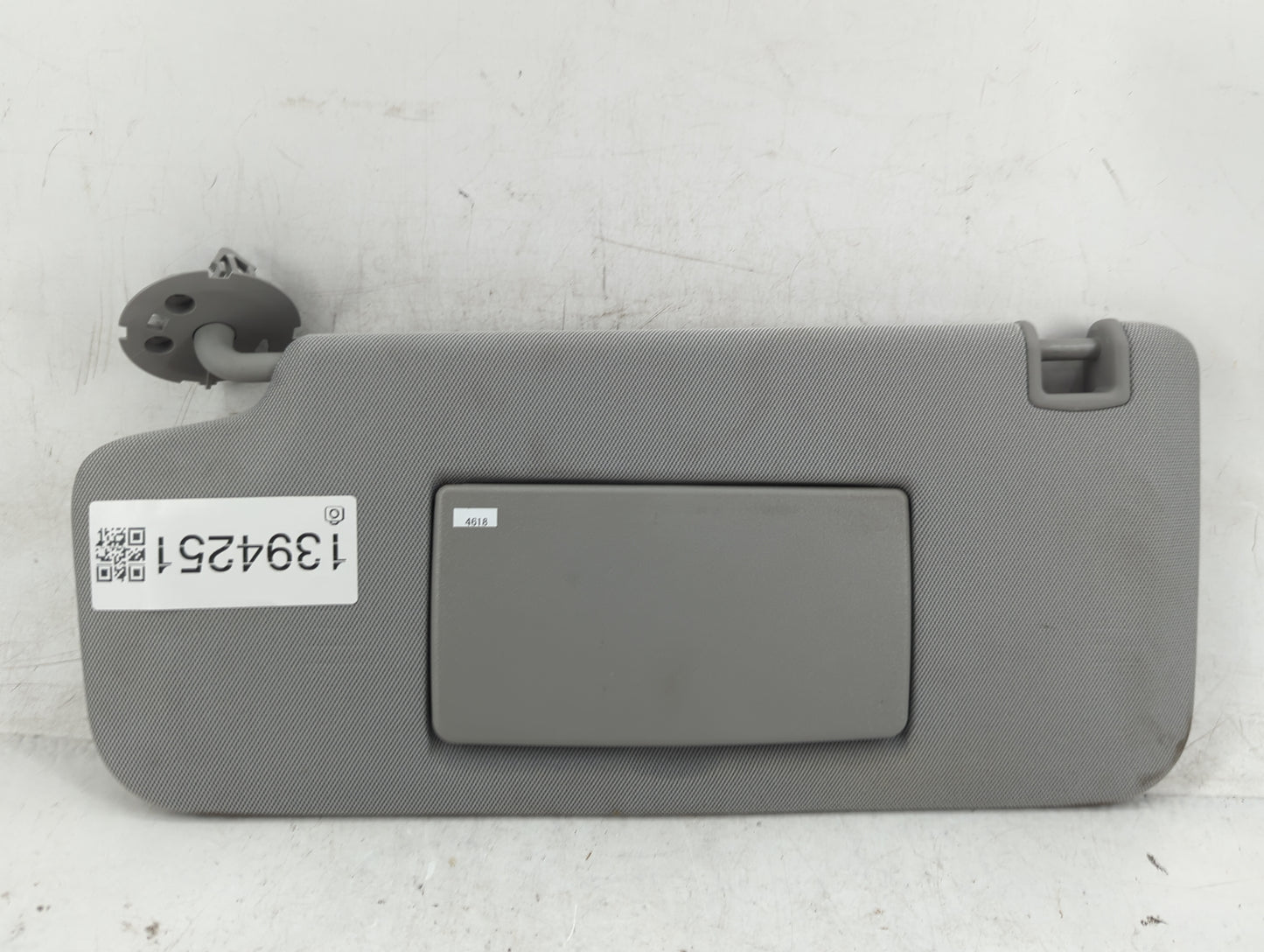2017-2020 Chevrolet Trax Sun Visor Shade Replacement Driver Left Mirror Fits Fits 2017 2018 2019 2020 OEM Used Auto Parts - 