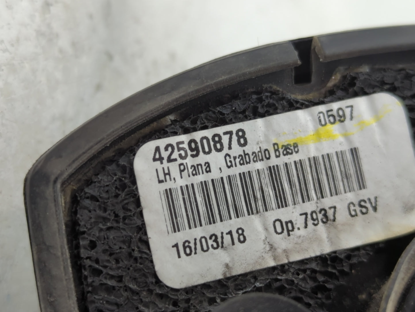 2017-2020 Chevrolet Trax Driver Side View Mirror - Left Door Mirror OEM Used - Oemusedautoparts1.com