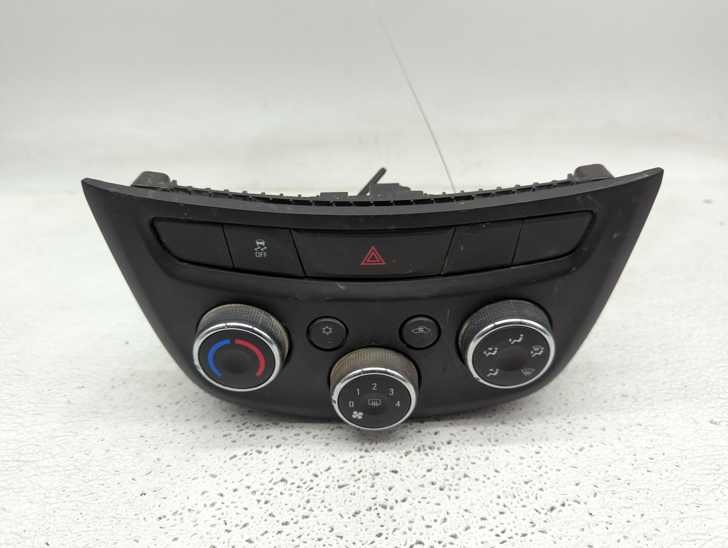 2017-2021 Chevrolet Trax Climate Control Module Temperature AC/Heater Replacement P/N:42521436 Fits Fits 2017 2018 2019 2020