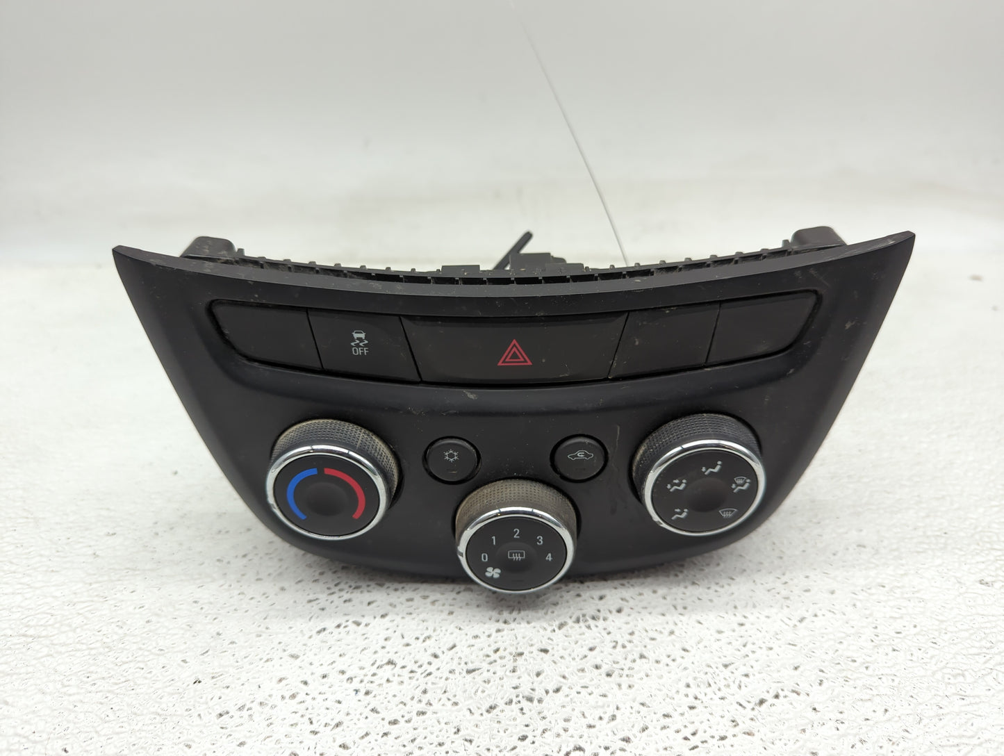 2017-2021 Chevrolet Trax Climate Control Module Temperature AC/Heater Replacement P/N:42521436 Fits Fits 2017 2018 2019 2020