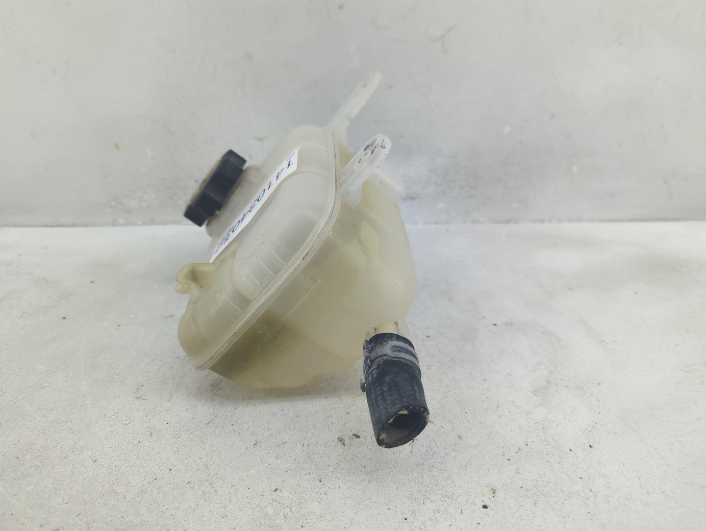 2013-2021 Chevrolet Trax Radiator Coolant Overflow Expansion Tank Bottle 1410340 - Oemusedautoparts1.com