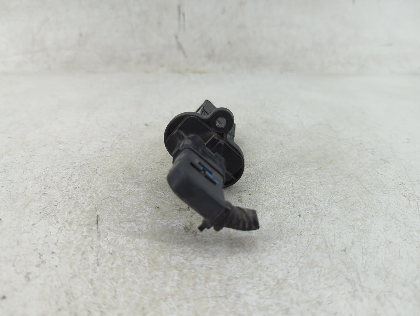 2013-2021 Chevrolet Trax Mass Air Flow Meter Maf - Oemusedautoparts1.com