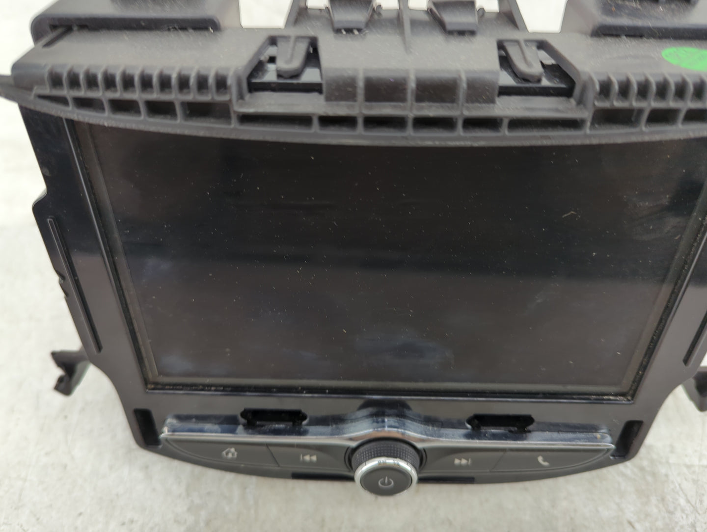 2017-2020 Chevrolet Trax Radio AM FM Cd Player Receiver Replacement P/N:84371467 Fits Fits 2017 2018 2019 2020 OEM Used Auto