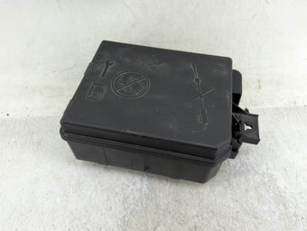 compare product 2018-2021 Chevrolet Trax Fusebox Fuse Box Panel Relay Module P/N:42624875 Fits Fits 2018 2019 2020 2021 OEM Used Auto Parts
