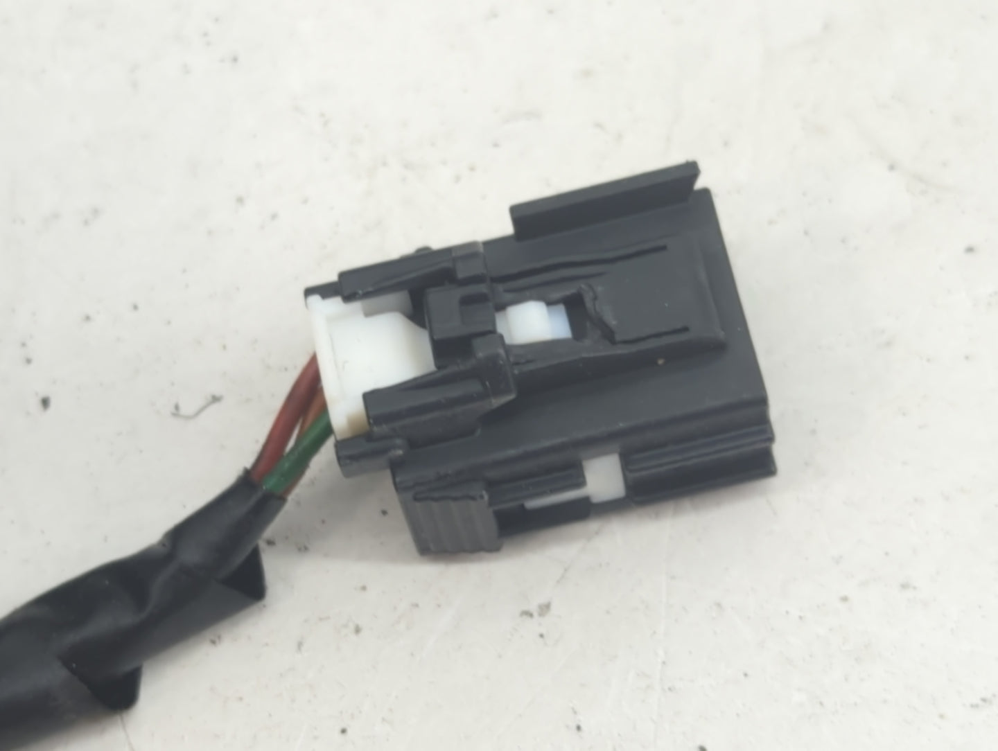 2017-2020 Chevrolet Trax Passenger Side View Mirror - Right Door Mirror OEM Used - Oemusedautoparts1.com