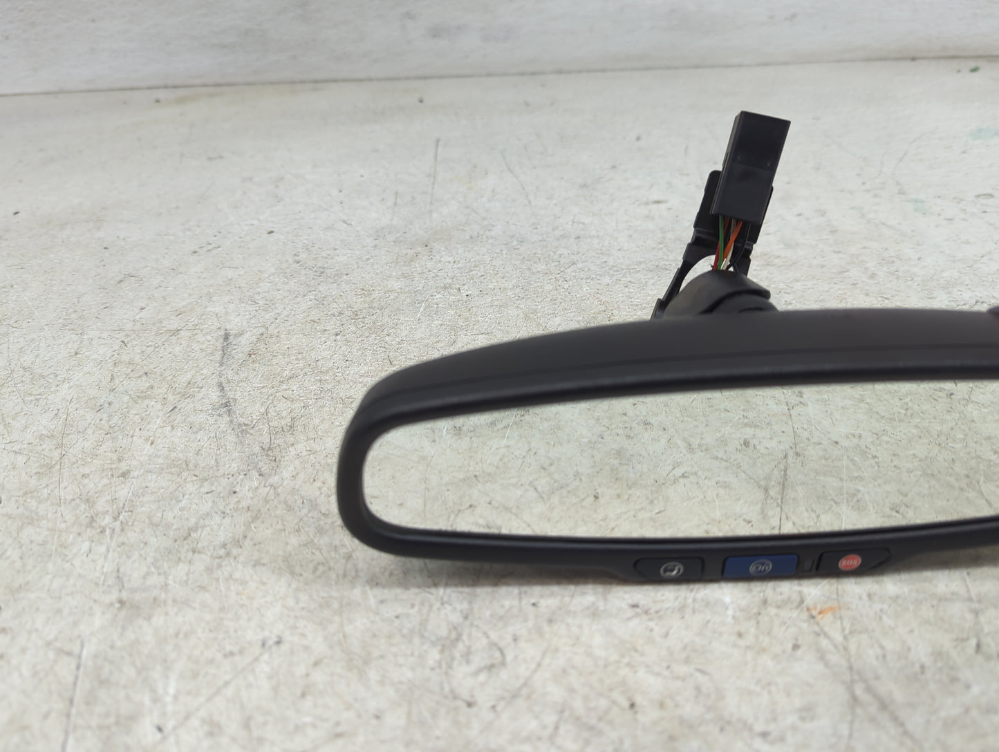 2013-2020 Chevrolet Trax Interior Rear View Mirror Replacement OEM P/N:E11 026639 Fits OEM Used Auto Parts - Oemusedautopart