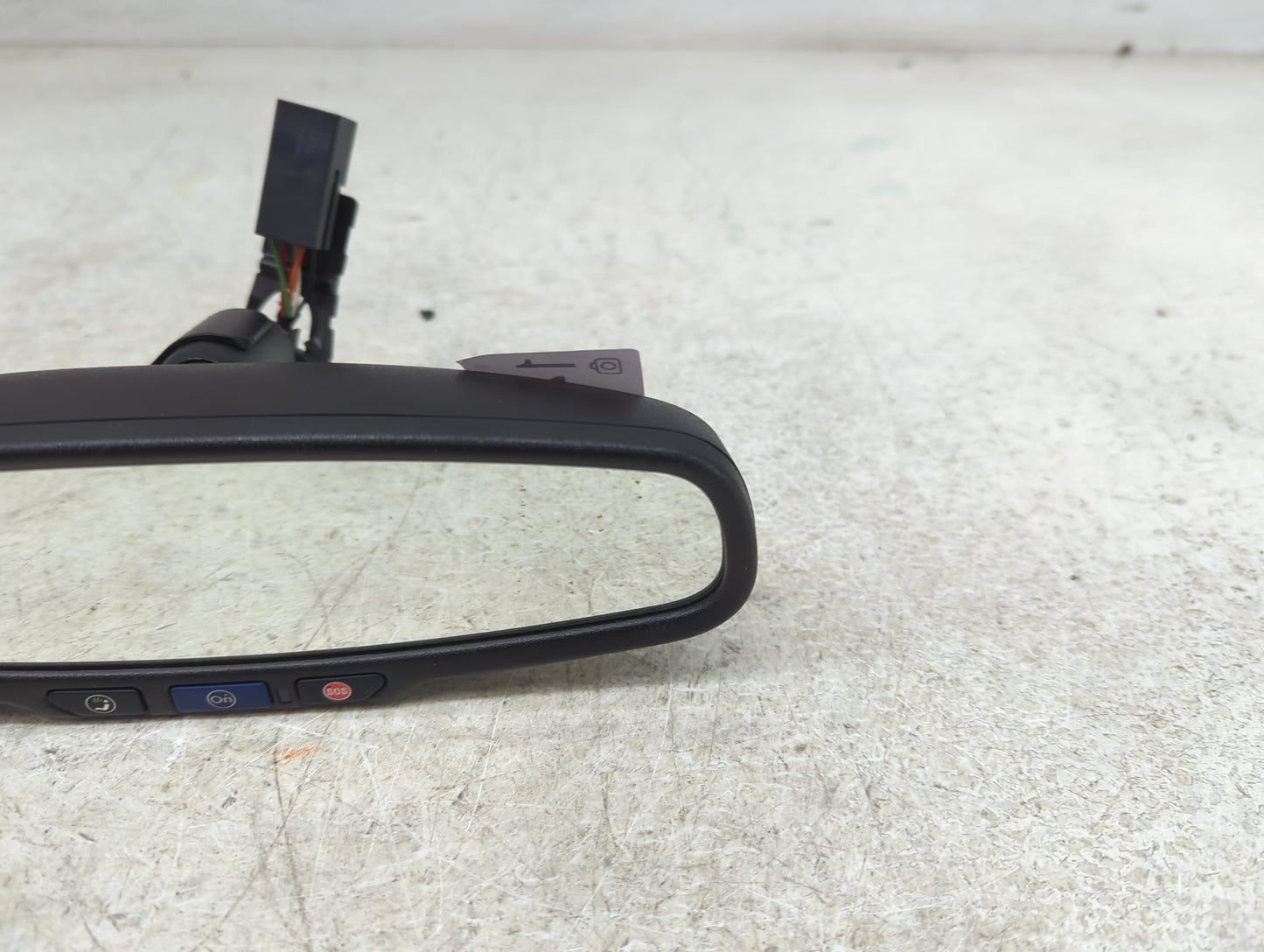 2013-2020 Chevrolet Trax Interior Rear View Mirror Replacement OEM P/N:E11 026639 Fits OEM Used Auto Parts - Oemusedautopart
