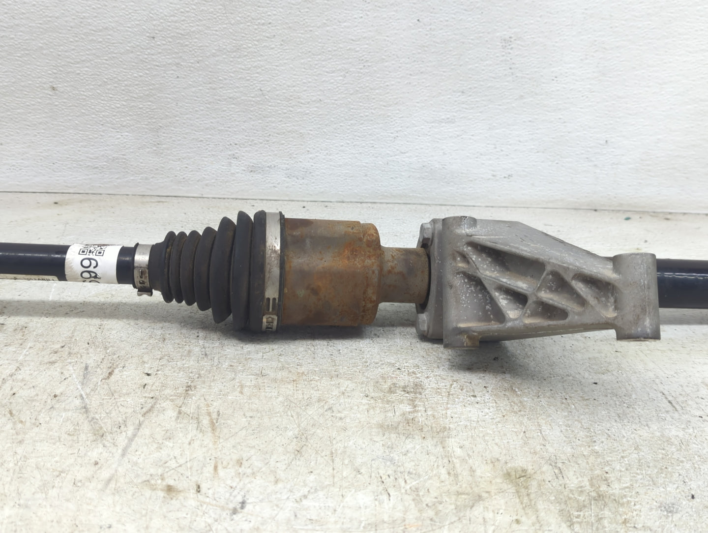 2017-2021 Chevrolet Trax Axle Shaft Front Passenger Cv C/v - Oemusedautoparts1.com