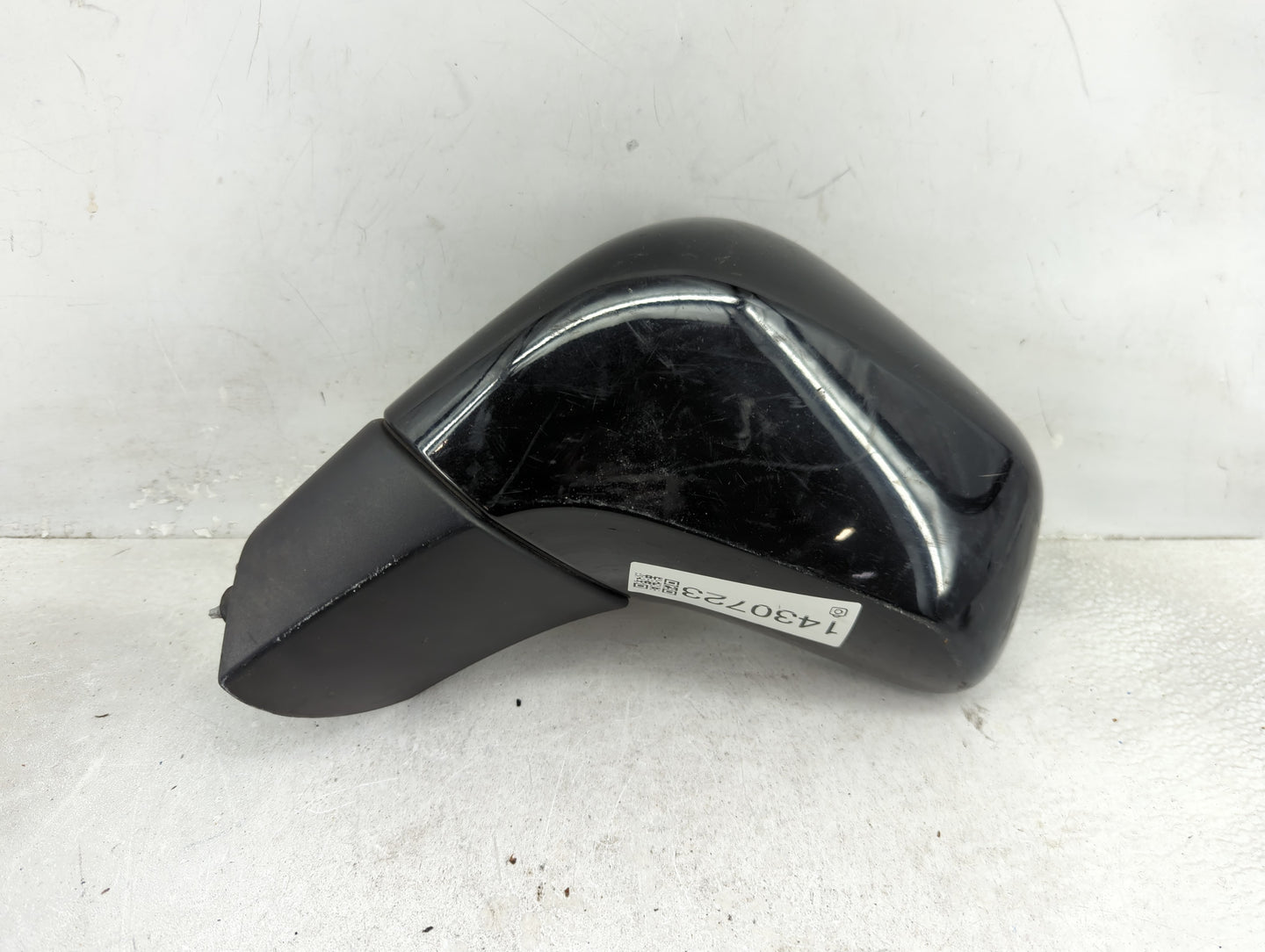 2017-2020 Chevrolet Trax Driver Side View Mirror - Left Door Mirror OEM Used - Oemusedautoparts1.com