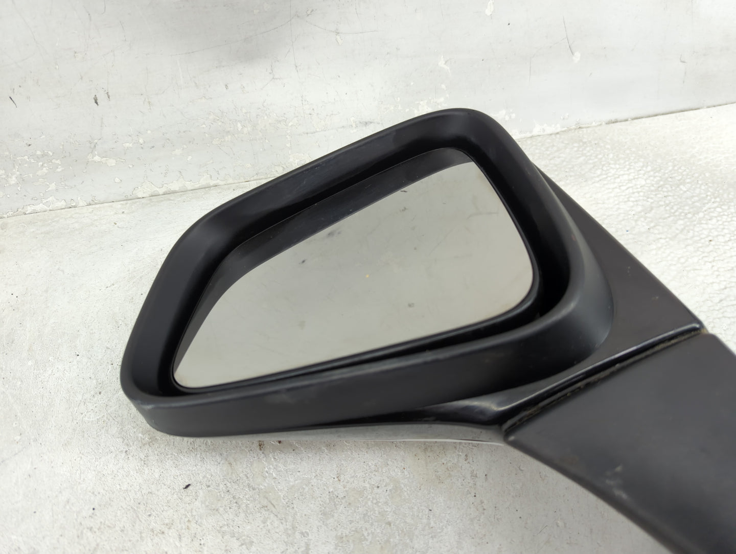 2017-2020 Chevrolet Trax Driver Side View Mirror - Left Door Mirror OEM Used - Oemusedautoparts1.com