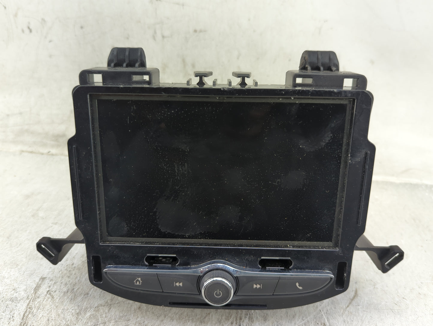 2018-2019 Chevrolet Trax Radio AM FM Cd Player Receiver Replacement P/N:FT0108A 2024B-FT0108A, BABFT0108A Fits Fits 2018 201
