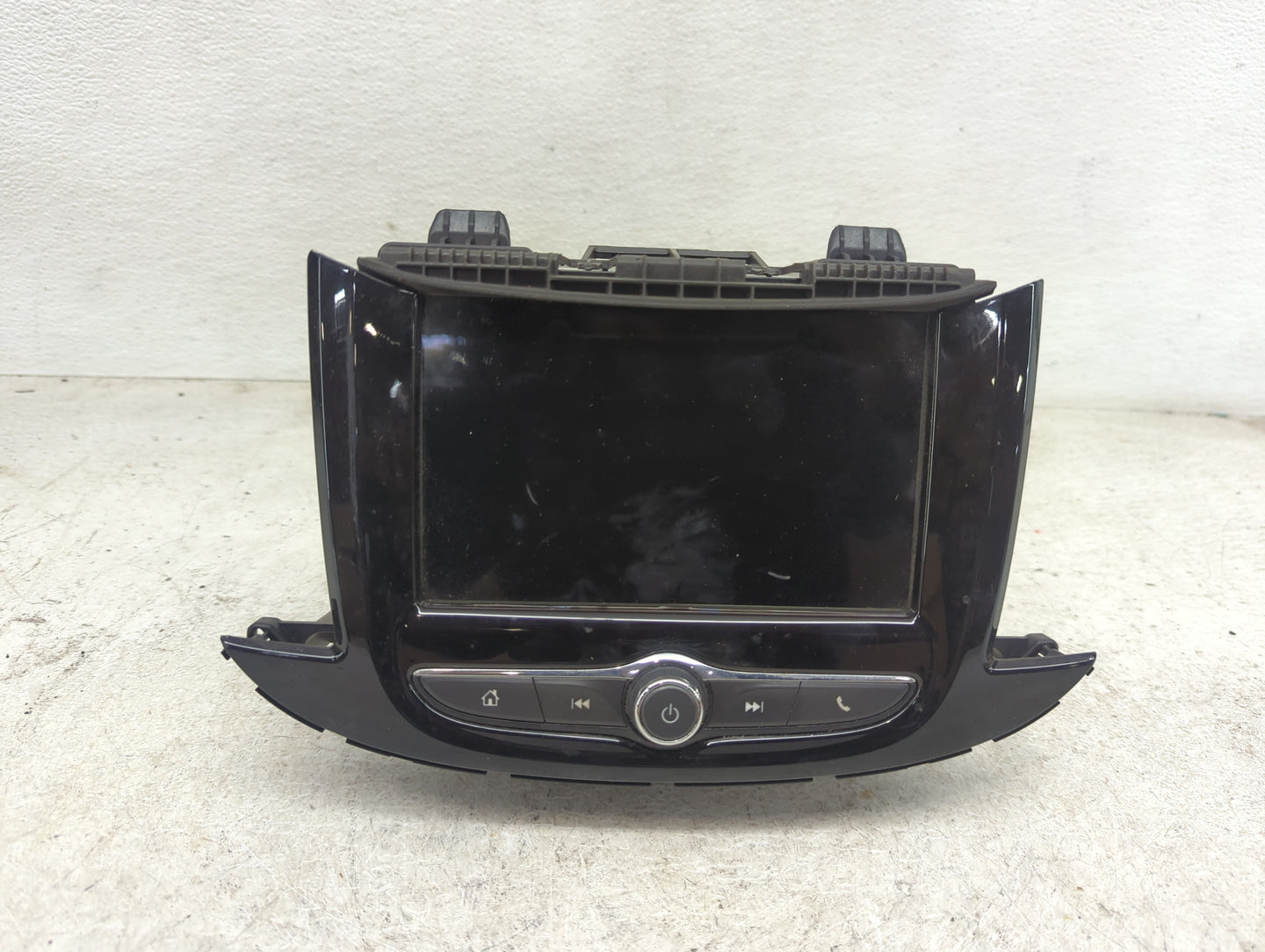 2017-2020 Chevrolet Trax Radio AM FM Cd Player Receiver Replacement P/N:84371467 A1173182PB014381 Fits Fits 2017 2018 2019 2