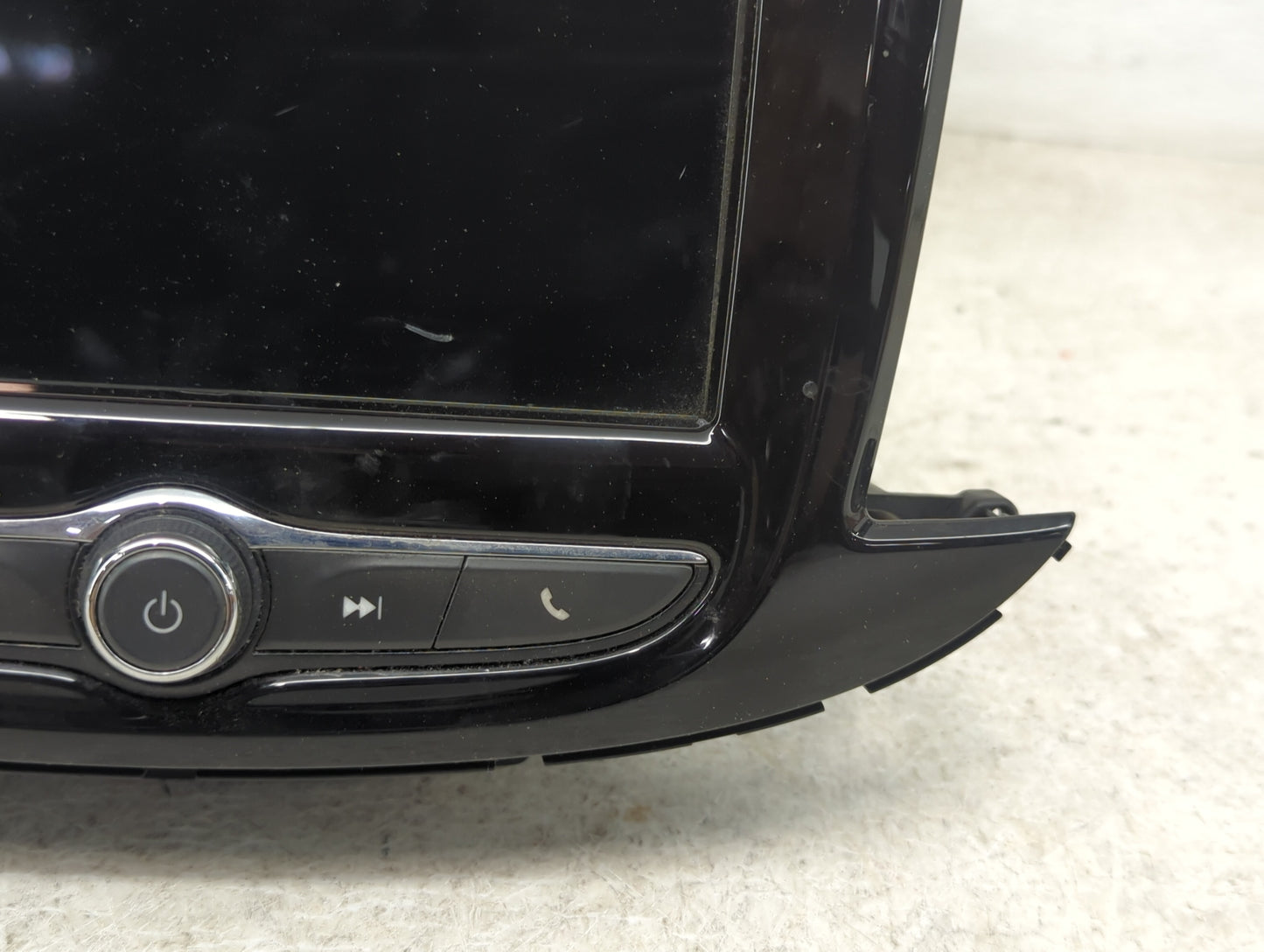 2017-2020 Chevrolet Trax Radio AM FM Cd Player Receiver Replacement P/N:84371467 A1173182PB014381 Fits Fits 2017 2018 2019 2