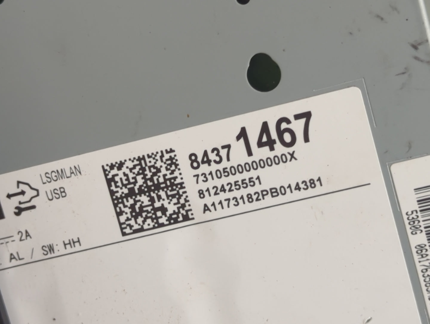 2017-2020 Chevrolet Trax Radio AM FM Cd Player Receiver Replacement P/N:84371467 A1173182PB014381 Fits Fits 2017 2018 2019 2