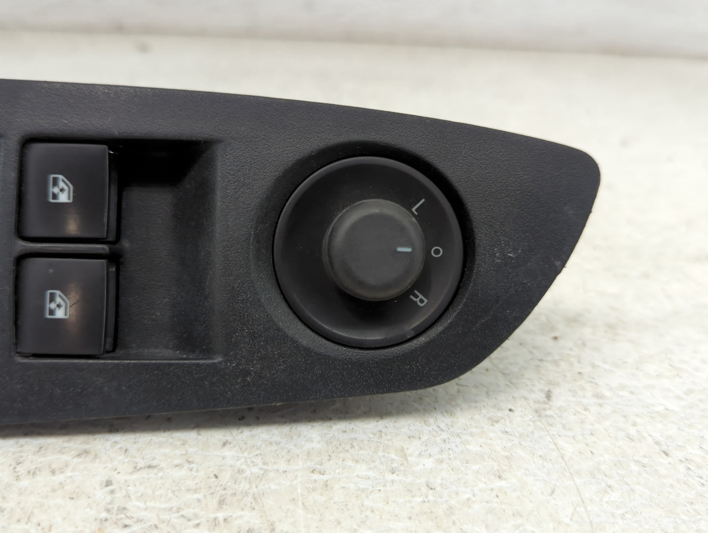 2017-2021 Chevrolet Trax Master Power Window Switch Replacement Driver Side Left P/N:22915128 Fits Fits 2017 2018 2019 2020 