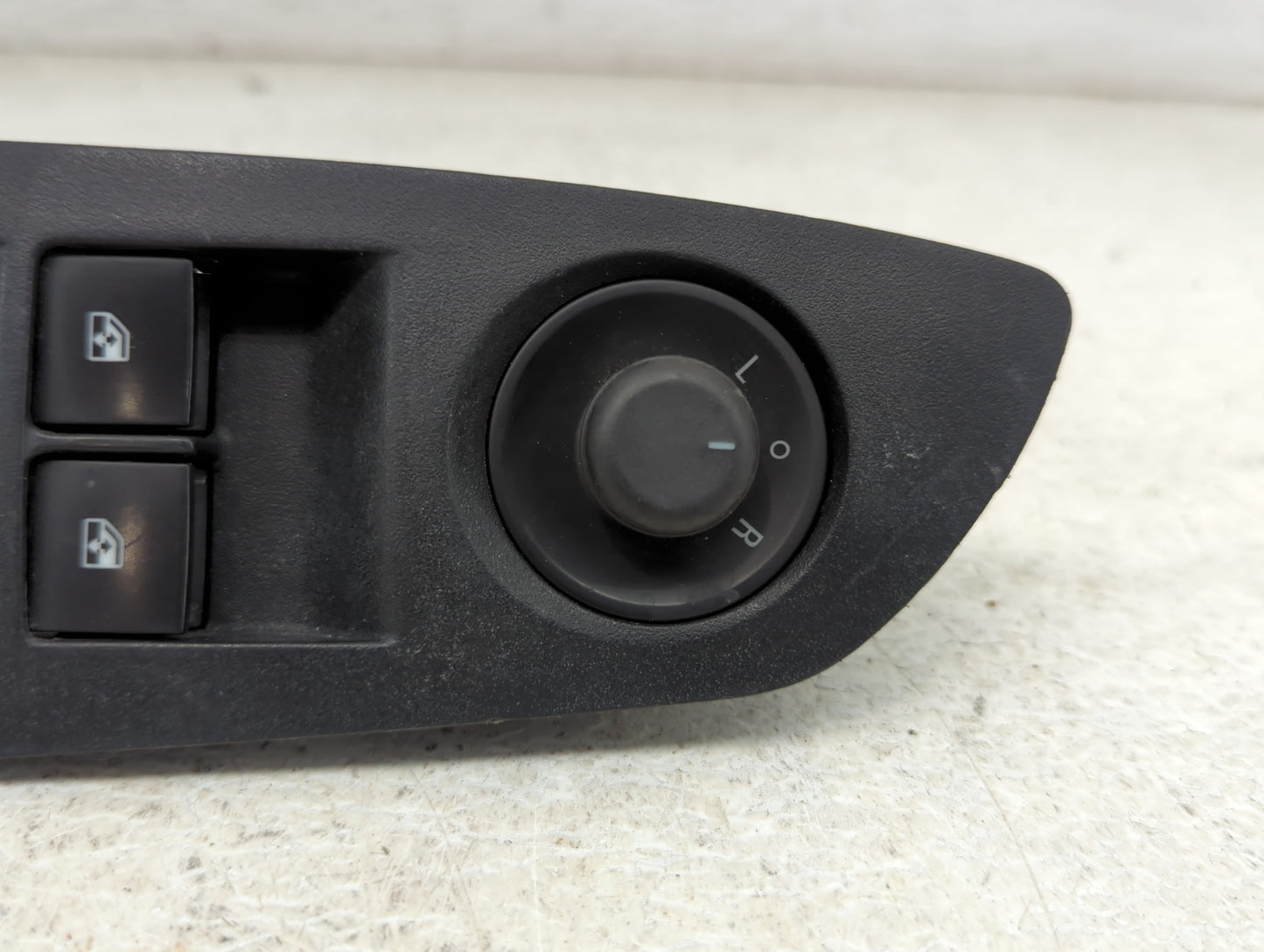 2017-2021 Chevrolet Trax Master Power Window Switch Replacement Driver Side Left P/N:22915128 Fits Fits 2017 2018 2019 2020 