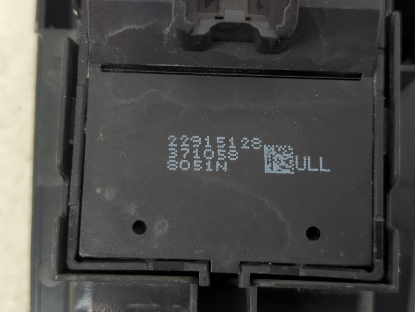 2017-2021 Chevrolet Trax Master Power Window Switch Replacement Driver Side Left P/N:22915128 Fits Fits 2017 2018 2019 2020 
