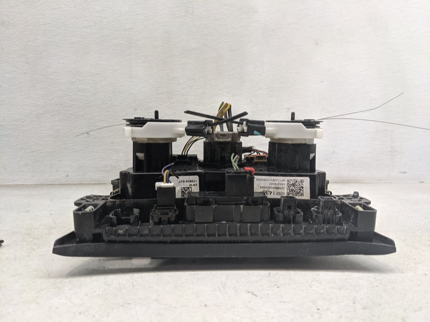 2017-2021 Chevrolet Trax Climate Control Module Temperature AC/Heater Replacement P/N:545329302 323980000000X Fits OEM Used 