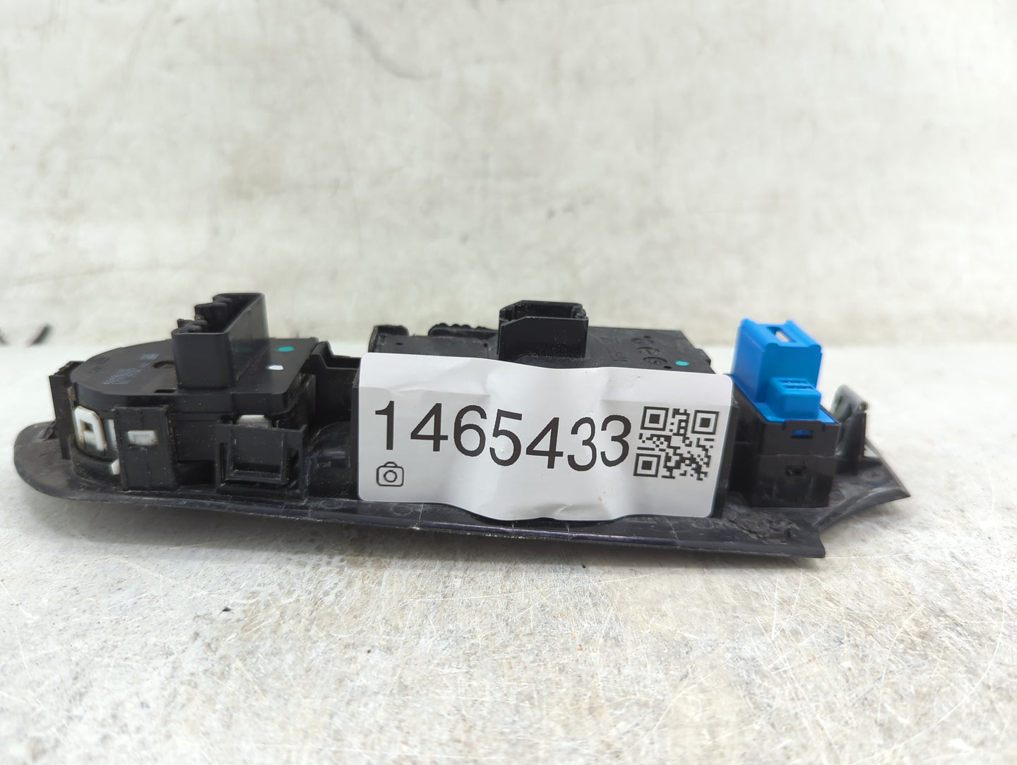 2017-2021 Chevrolet Trax Master Power Window Switch Replacement Driver Side Left P/N:42406141 17015503 Fits OEM Used Auto Pa