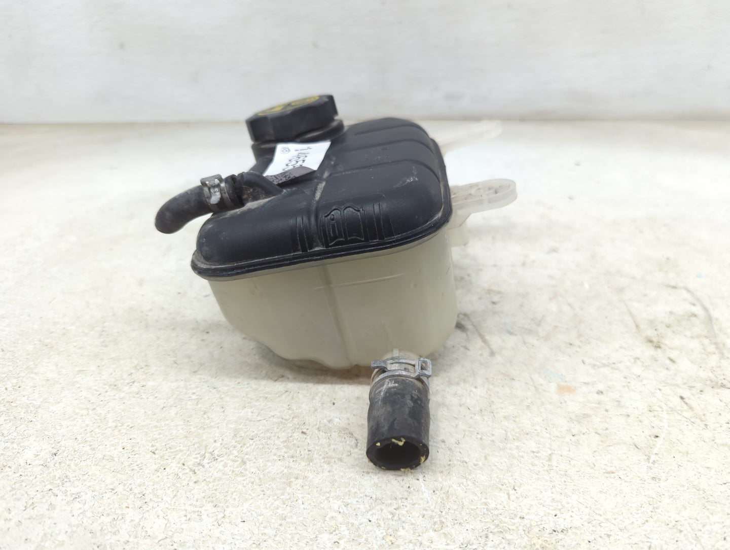 2013-2021 Chevrolet Trax Radiator Coolant Overflow Expansion Tank Bottle 1465599 - Oemusedautoparts1.com
