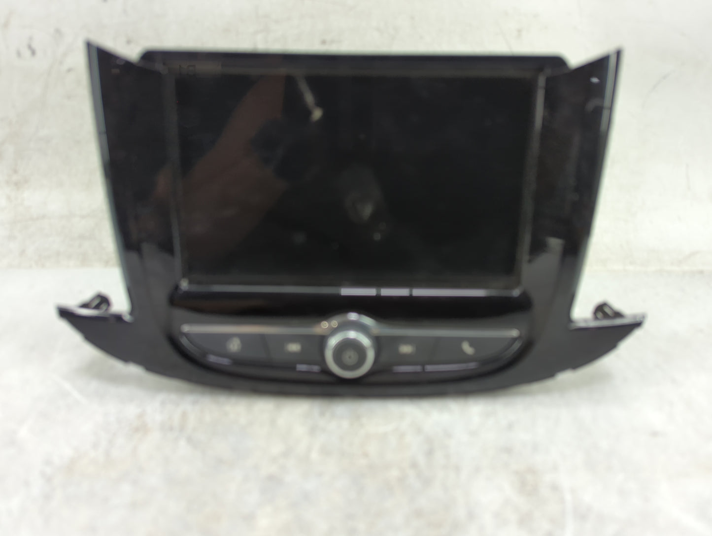 2018-2019 Chevrolet Trax Radio AM FM Cd Player Receiver Replacement P/N:84610605 13900D-8091A1D1 Fits Fits 2018 2019 OEM Use