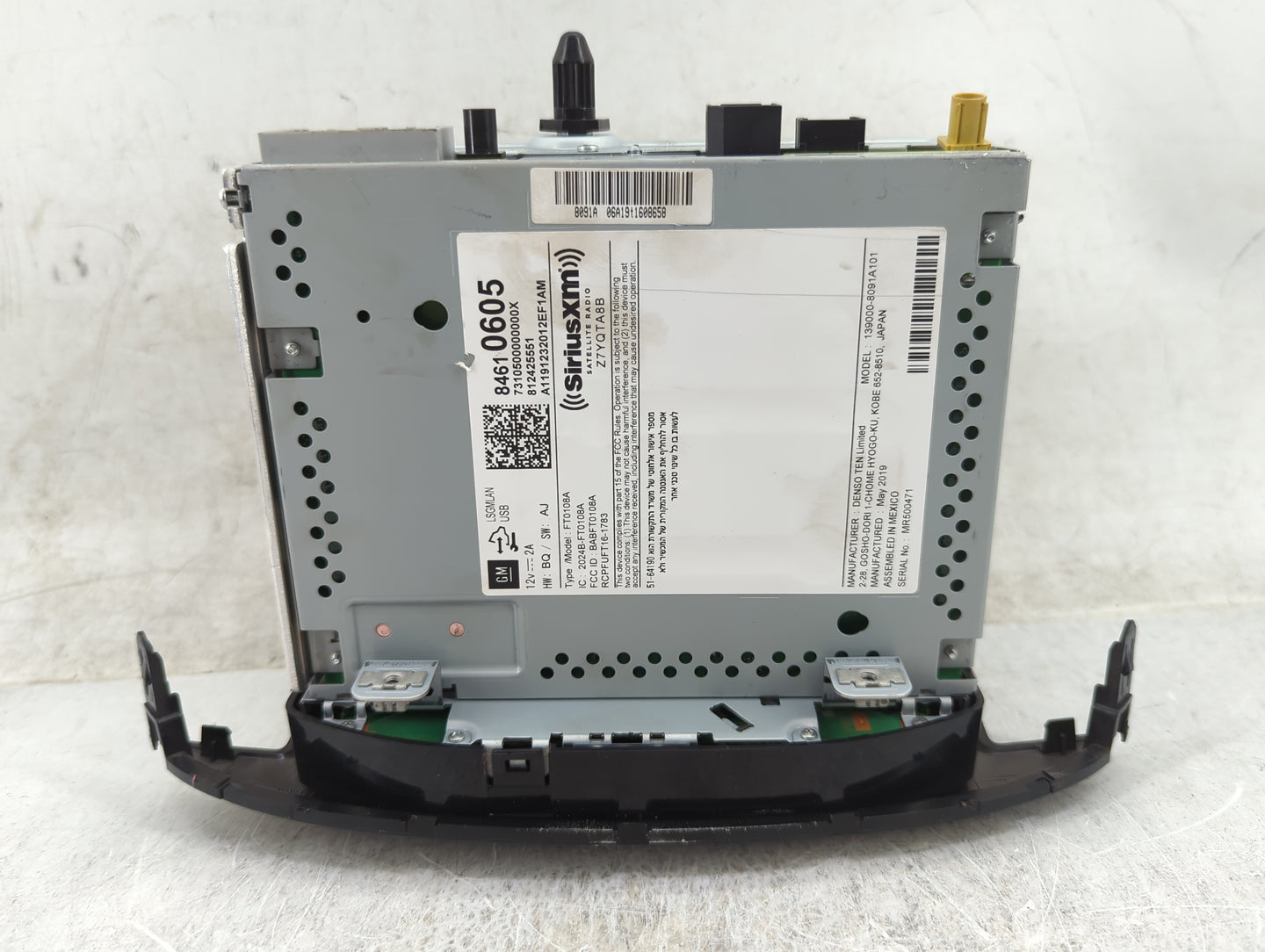 2018-2019 Chevrolet Trax Radio AM FM Cd Player Receiver Replacement P/N:84610605 13900D-8091A1D1 Fits Fits 2018 2019 OEM Use