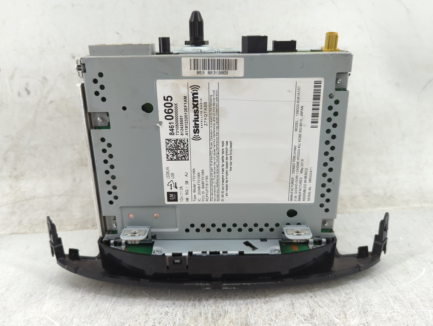 2018-2019 Chevrolet Trax Radio AM FM Cd Player Receiver Replacement P/N:84610605 13900D-8091A1D1 Fits Fits 2018 2019 OEM Use