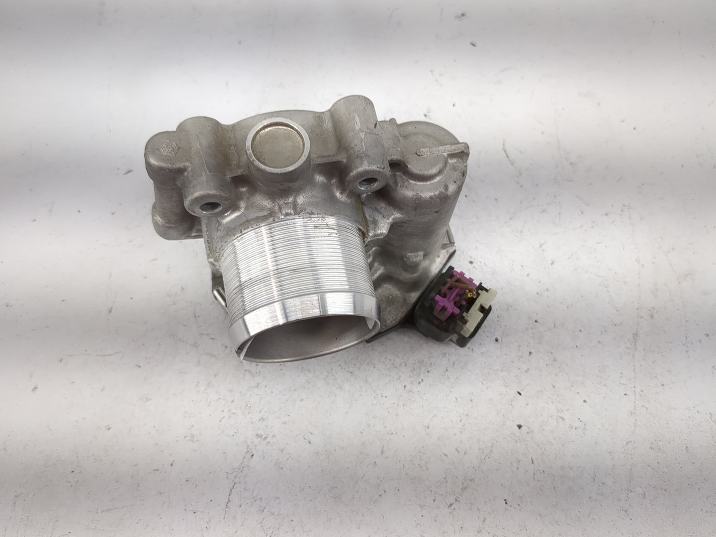 2013-2021 Chevrolet Trax Throttle Body P/N:55565489 0280750499 Fits Fits 2011 2012 2013 2014 2015 2016 2017 2018 2019 2020 2